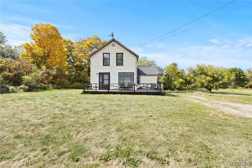 10757 Route 16, Delevan, NY, 14042-9412 | Card Image