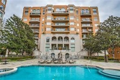 3535 Gillespie St, Dallas, TX, 75219-4884 | Card Image