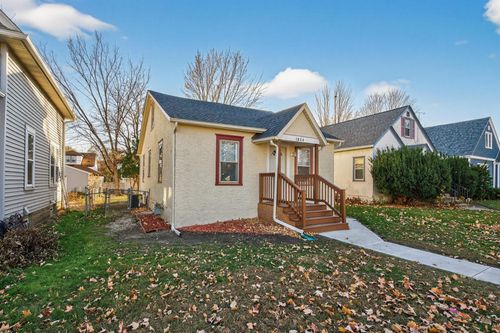 1654 Edmund Ave, Saint Paul, MN, 55104-2236 | Card Image