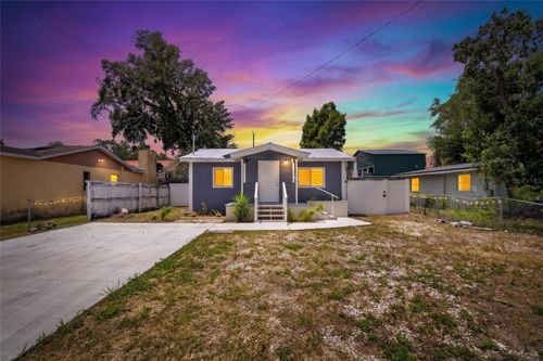 8738 N Tangerine Pl, TAMPA, FL, 33617-5924 | Card Image