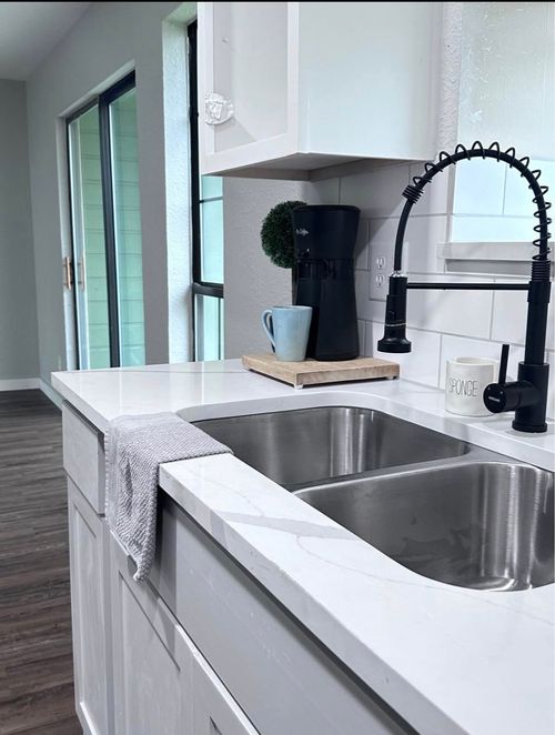 apt-402-5813 Lake Hubbard Pkwy, Garland, TX, 75043-4566 | Card Image