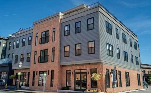 304-238 Deer St, Portsmouth, NH, 03801-2313 | Card Image