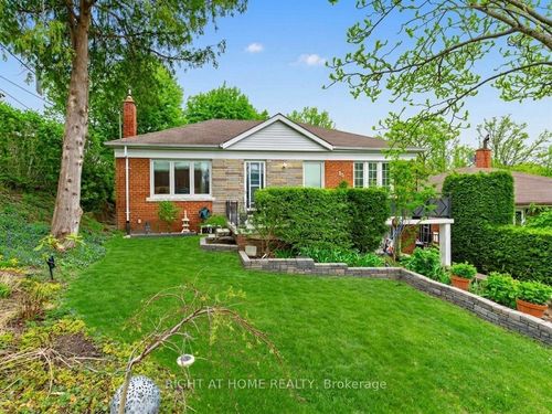 85 Flamborough Dr, North York, ON, M6M2R8 | Card Image