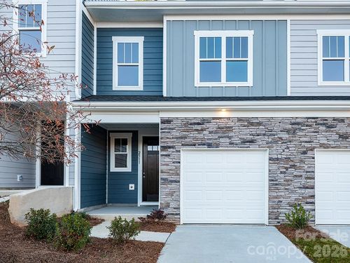 55-2728 Winn Mill Dr, Gastonia, NC, 28056-8153 | Card Image