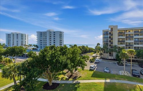 305-1065 Gulf Of Mexico Dr, LONGBOAT KEY, FL, 34228-3631 | Card Image