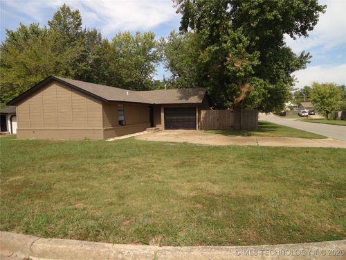 1271 S 143rd Street, Glenpool, OK, 74033 | Card Image