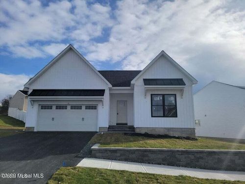 37 Sally St, Mechanicville, NY, 12118-3576 | Card Image