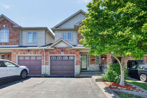 122 Magnolia Cres, Grimsby, ON, L3M5R5 | Card Image
