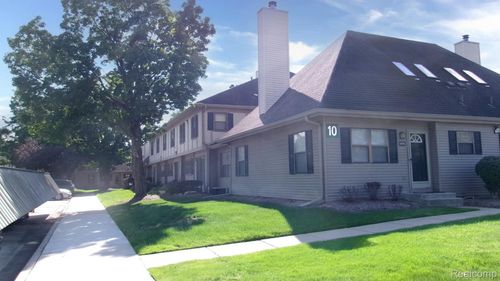 24777 Primrose Lane, Southfield, MI, 48033 | Card Image