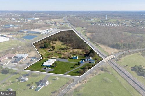 1745 Wentz Rd, Quakertown, PA, 18951-2116 | Card Image