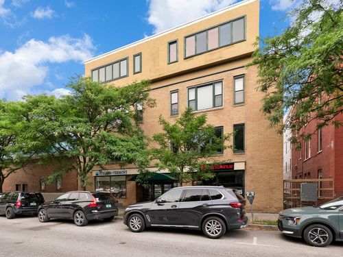 4-230 College Street, Burlington, VT, 05401 | Card Image