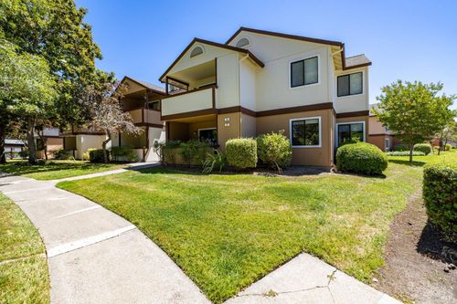 57-8201 Camino Colegio, Rohnert Park, CA, 94928-8140 | Card Image