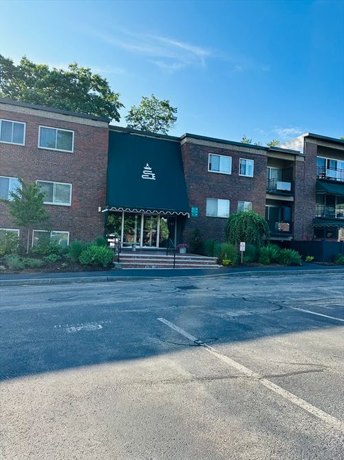 apt-135-1202 Greendale Ave, Needham, MA, 02492-4602 | Card Image