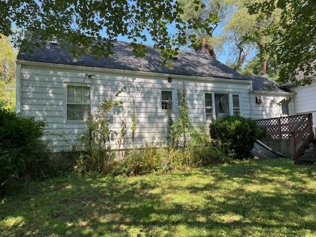 Deck and access to kitchen | Image 17