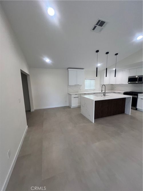 68135 Peladora Rd, Cathedral City, CA, 92234-5649 | Card Image