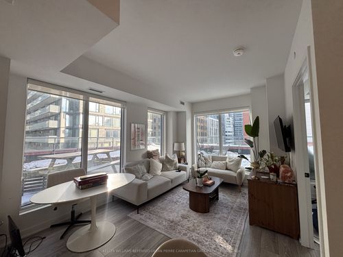807-108 Peter St, Toronto, ON, M5V0W2 | Card Image