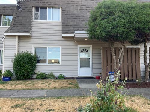 32-270 Evergreen Rd, Campbell River, BC, V9W5G3 | Card Image
