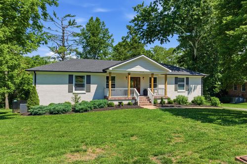 5433 Hill Road Cir, Nashville, TN, 37220-2306 | Card Image
