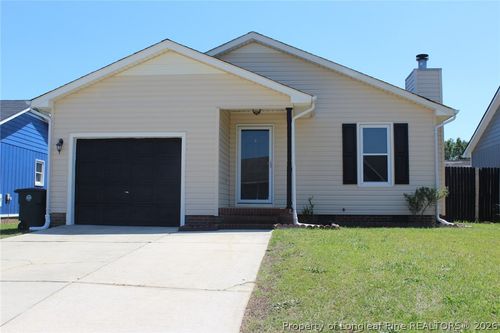 916 Glen Reilly Dr, Fayetteville, NC, 28314-5608 | Card Image
