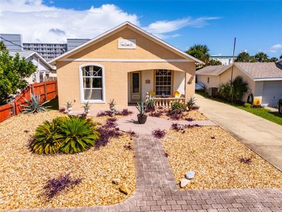 497 Grandview Avenue, House other with 3 bedrooms, 2 bathrooms and null parking in Ormond Beach FL | Image 1