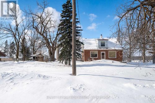 7092 County Road 27 Road, Essa, ON, L0L2N0 | Card Image