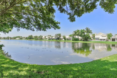 897 Dickens Pl, West Palm Beach, FL, 33411-1865 | Card Image