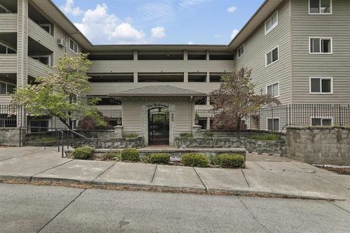 930 S Cowley St, Spokane, WA, 99202-1275 | Card Image