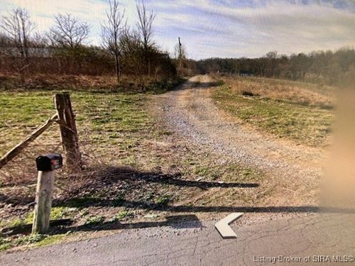 6183 E Motsinger Rd, Pekin, IN, 47165-8337 | Card Image