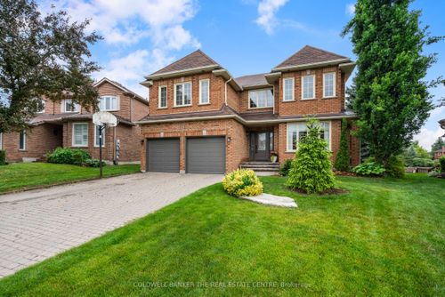 384 Amberlee Crt, Newmarket, ON, L3X1E8 | Card Image