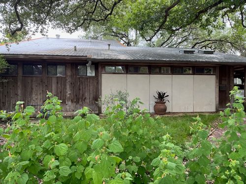 1211 Ruth Ave, Austin, TX, 78757-2617 | Card Image