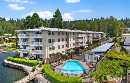 apt-112-5021 Ripley Ln N, Renton, WA, 98056-1560 | Card Image