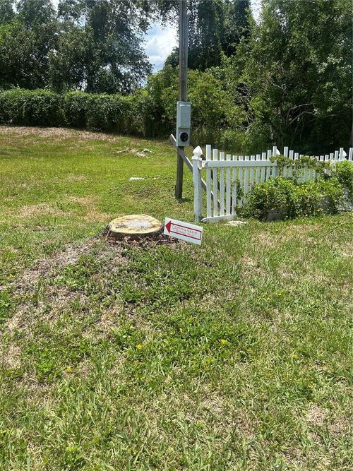 7736 Amherst St, Tampa, FL, 33625-2424 | Card Image