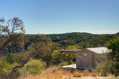 11586 Ranch Road 336, Leakey, TX, 78873 | Card Image