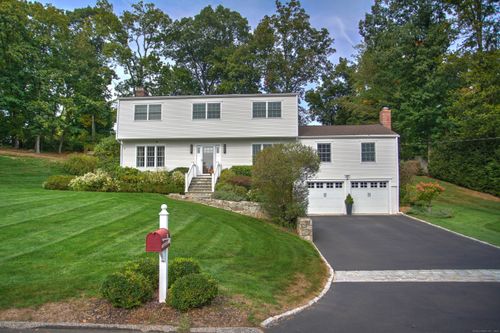 5 Hilly Field Lane, Westport, CT, 06880 | Card Image