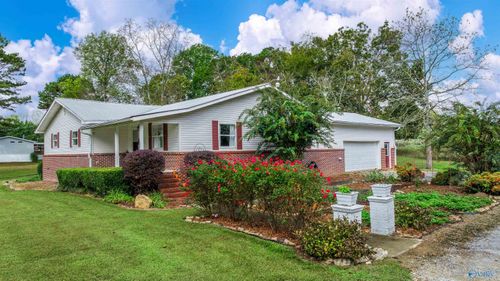 144 Moses Dr, Henagar, AL, 35978-5735 | Card Image