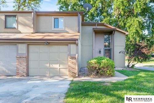 10487 Lawndale Plz, Omaha, NE, 68134-3779 | Card Image
