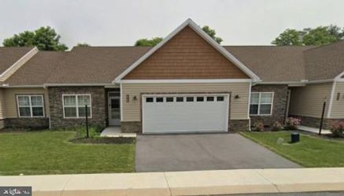 147 Blackbird Ln, SHIPPENSBURG, PA, 17257-9584 | Card Image