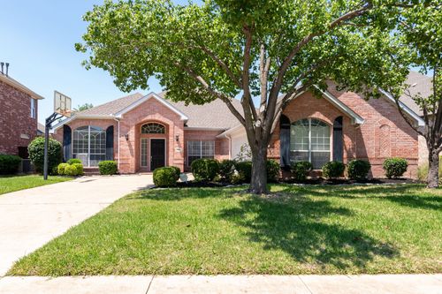 704 Glendale Dr, Keller, TX, 76248-5481 | Card Image