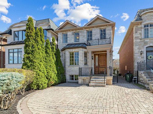 19 Dunblaine Ave, North York, ON, M5M2R6 | Card Image