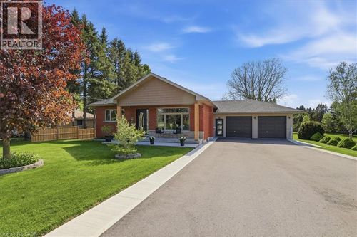 1438 Mannheim Road, Petersburg, ON, N0B2H0 | Card Image