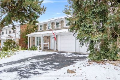 196 Wincott Dr, House other with 4 bedrooms, 4 bathrooms and 4 parking in Etobicoke ON | Image 2