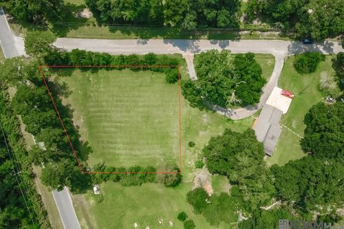 Lot 11-B-2 Hoo Shoo Too Rd, Saint George, LA, 70817 | Card Image