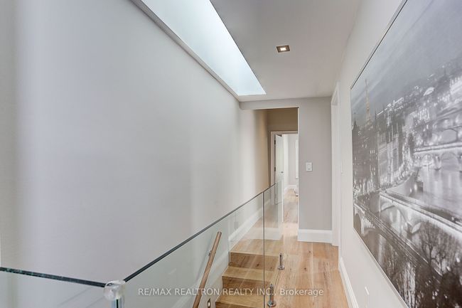 14 Marion St, House attached with 3 bedrooms, 3 bathrooms and null parking in Toronto ON | Image 24