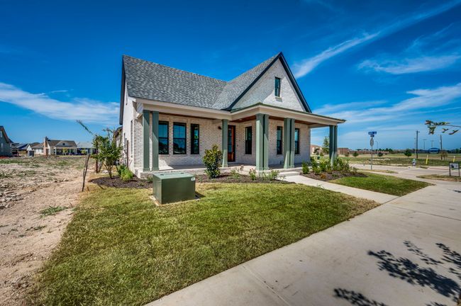 413 Dylan Way, House other with 3 bedrooms, 3 bathrooms and null parking in Midlothian TX | Image 27