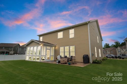 3819 Lake Breeze Dr, Sherrills Ford, NC, 28673-9415 | Card Image