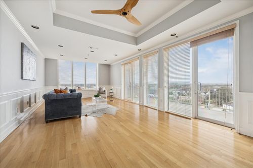 apt-801-2520 Robinhood St, Houston, TX, 77005-2555 | Card Image