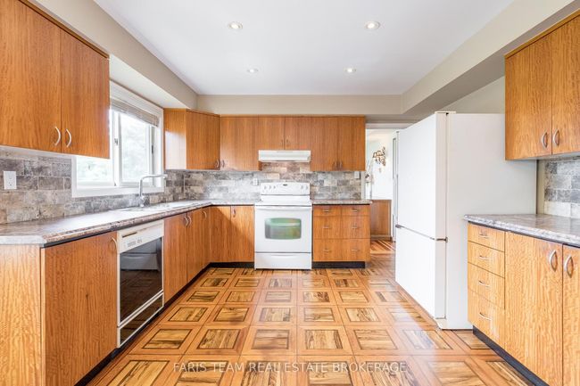 3057 Concession Rd 4, House other with 5 bedrooms, 4 bathrooms and 6 parking in Loretto ON | Image 4