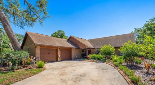 11311 Linbanks Pl, Temple Terrace, FL, 33617-2520 | Card Image