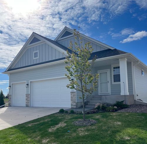 12597 Masters Ln, Lindstrom, MN, 55045-7501 | Card Image