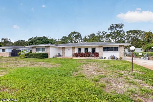 443 Castle Drive, Naples, FL, 34119 | Card Image
